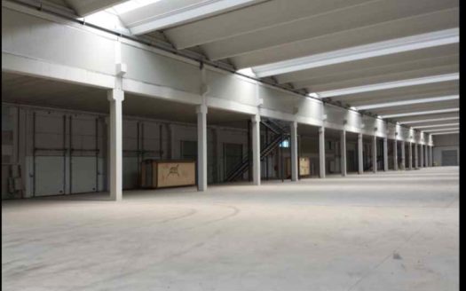 Nave logística en venta en  Alcalá de Henares de 8.170 m.