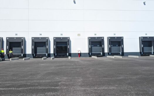 Nave logística en alquiler en Gelida de 19.601 m²