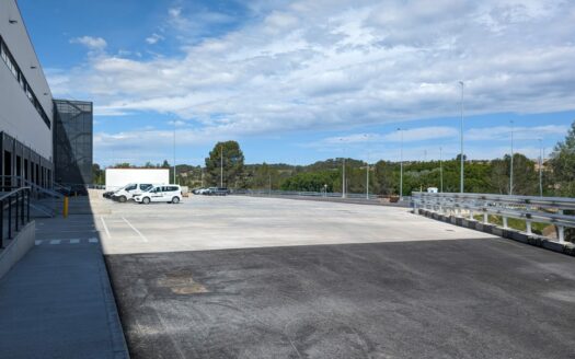 Nave logística en alquiler en Gelida de 19.601 m²