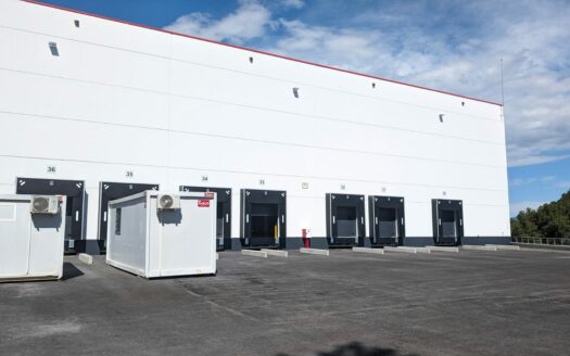Nave logística en alquiler en Gelida de 19.601 m²
