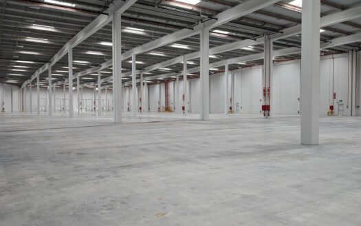 Nave logística en alquiler en Gelida de 19.601 m²
