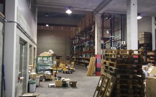 Nave en alquiler en Girona