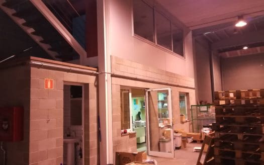 Nave en alquiler en Girona