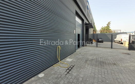 Nave Industrial en Alquiler en Alcorcón de 1.474 m²
