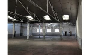 Nave Industrial en Venta en Moraleja de Enmedio de 780 m.
