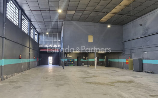 Nave Industrial en Alquiler en Alcalá de Henares de 787 m²
