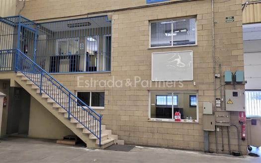 Nave Industrial en alquiler en Seseña de 1.200 m²