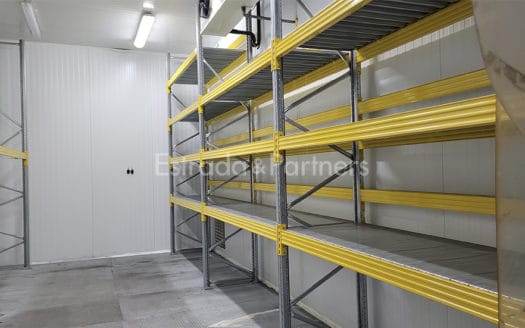 Nave Industrial en alquiler en Seseña de 1.200 m²