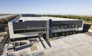 Nave Logística en alquiler en Arroyomolinos de 8.472m2