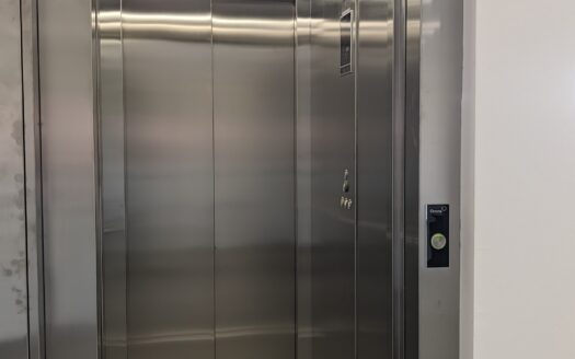 Nave de alquiler en Sils de 57.111 m²