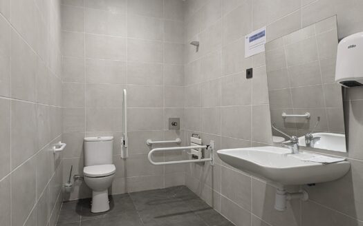 Nave de alquiler en Sils de 57.111 m²