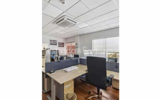 Nave Industrial en Alquiler y Venta en Vallecas de 1.613 m²