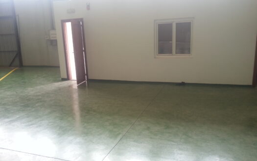 Nave en venta en Bellvei de 900 m2