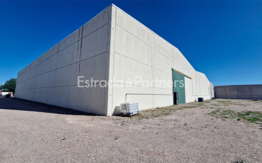 Nave Industrial en Venta en Azuqueca de Henares de 9.530m²