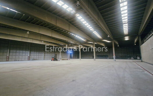 Nave Industrial en Venta en Azuqueca de Henares de 9.530m²
