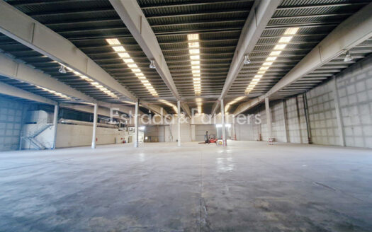 Nave Industrial en Venta en Azuqueca de Henares de 9.530m²