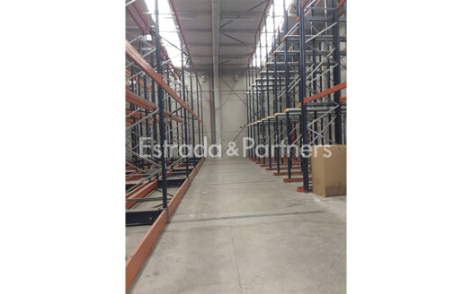 Nave Industrial en Alquiler y Venta en Paracuellos del Jarama de 2.200 m²