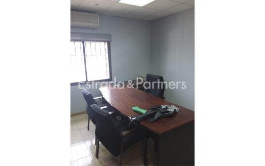 Nave Industrial en Alquiler y Venta en Paracuellos del Jarama de 2.200 m²