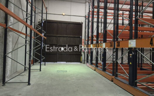 Nave Industrial en Alquiler y Venta en Paracuellos del Jarama de 2.200 m²
