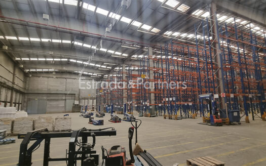 Plataforma Logística en Alquiler y Venta en Valdemoro de 12.000m²