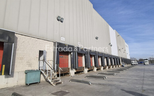 Plataforma Logística en Alquiler y Venta en Valdemoro de 13.000m²