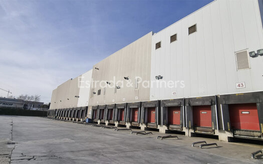 Plataforma Logística en Alquiler y Venta en Valdemoro de 13.000m²