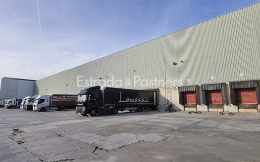 Plataforma Logística en Alquiler y Venta en Valdemoro de 13.000m²