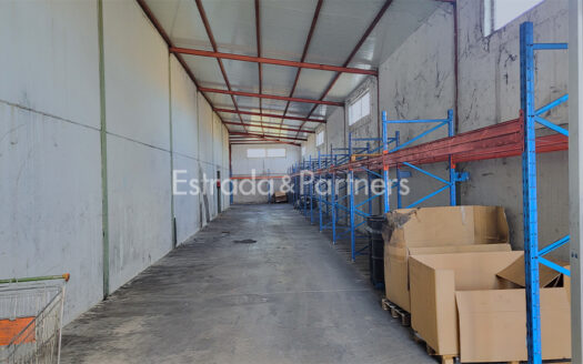Nave Industrial en alquiler en Casarrubios del Monte de 1.974 m²