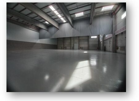Nave de alquiler en Celrà de 8.151 m²