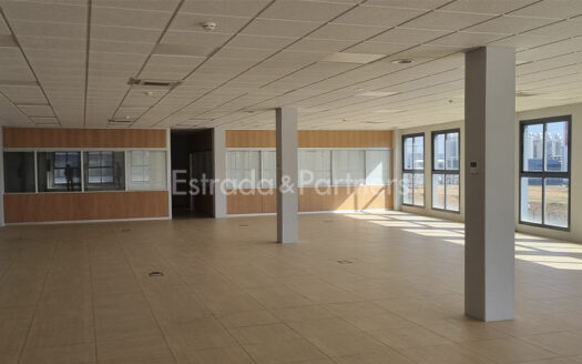 Nave Logística en alquiler en Alovera de 3.279m²