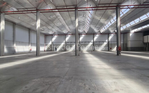 Nave Logística en alquiler en Alovera de 3.279m²