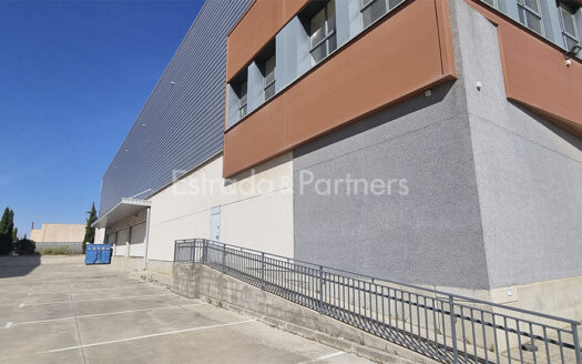 Nave Logística en alquiler en Alovera de 3.454m²