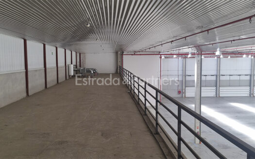 Nave Logística en alquiler en Alovera de 3.279m²
