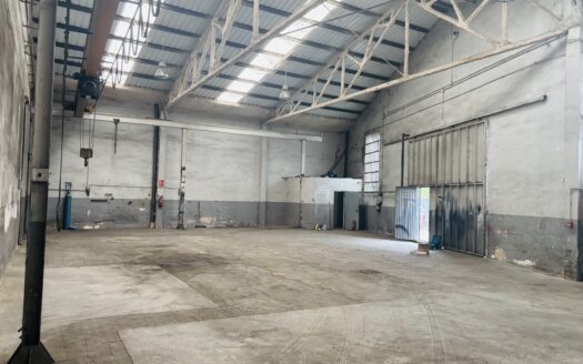 Nave de alquiler en Ripollet de 360 m²