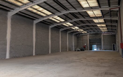 Nave de alquiler en Abrera de 609 m²