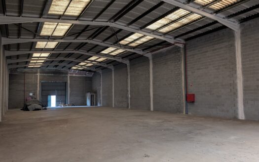 Nave de alquiler en Abrera de 609 m²