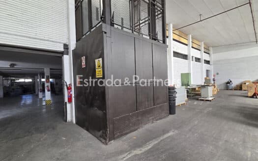 Nave Industrial en Venta en Madrid 4.696m²