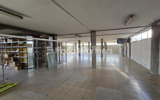 Nave Industrial en Venta en Madrid 4.696m²