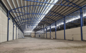 Nave Industrial en alquiler y venta en Montalbo, Cuenca de 7.857m²