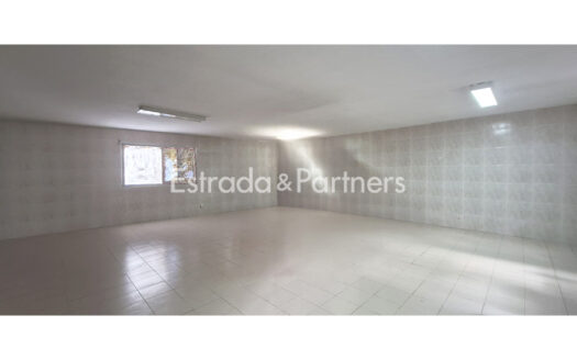 Nave Industrial en Venta en Coslada de 855 m²