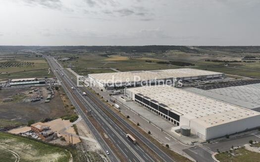 Nave Logistica en Alquiler en Ontígola de 21.145 m²