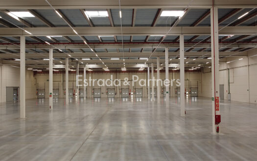 Nave Logistica en Alquiler en Ontígola de 21.145 m²