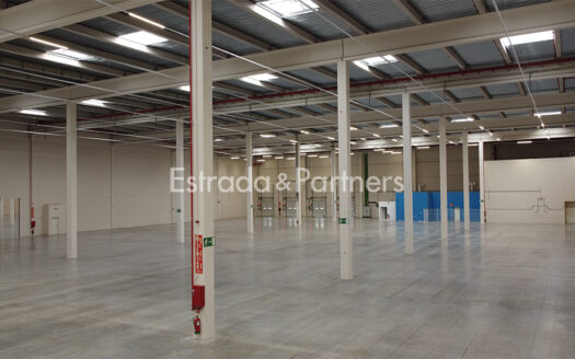 Nave Logistica en Alquiler en Ontígola de 21.145 m²