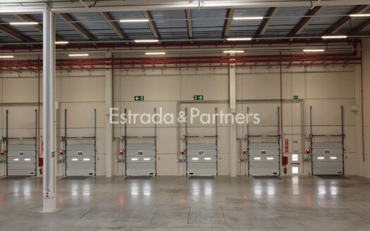 Nave Logistica en Alquiler en Ontígola de 21.145 m²