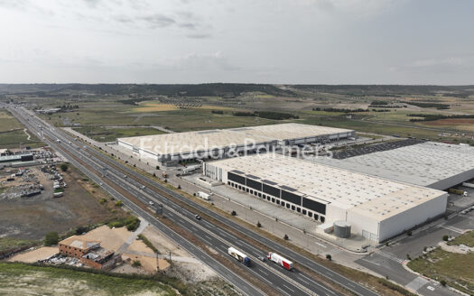 Nave Logistica en Alquiler en Ontígola de 21.145 m²