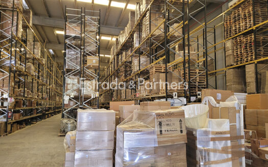 Nave Industrial en Alquiler en San Agustin de Guadalix de 3.918m²