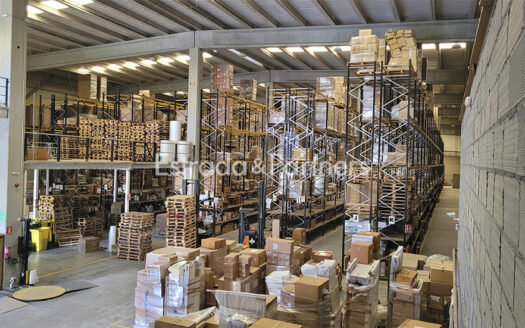 Nave Industrial en Alquiler en San Agustin de Guadalix de 3.918m²