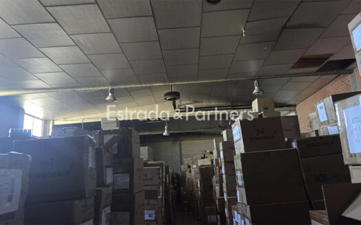 Nave Industrial en Venta en Fuenlabrada de 3.965 m²