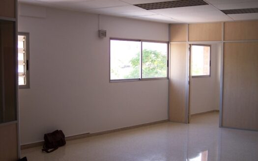 Nave de alquiler en Badalona de 762 m²