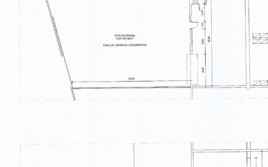 Nave industrial en venta en Vallirana de 529 m²